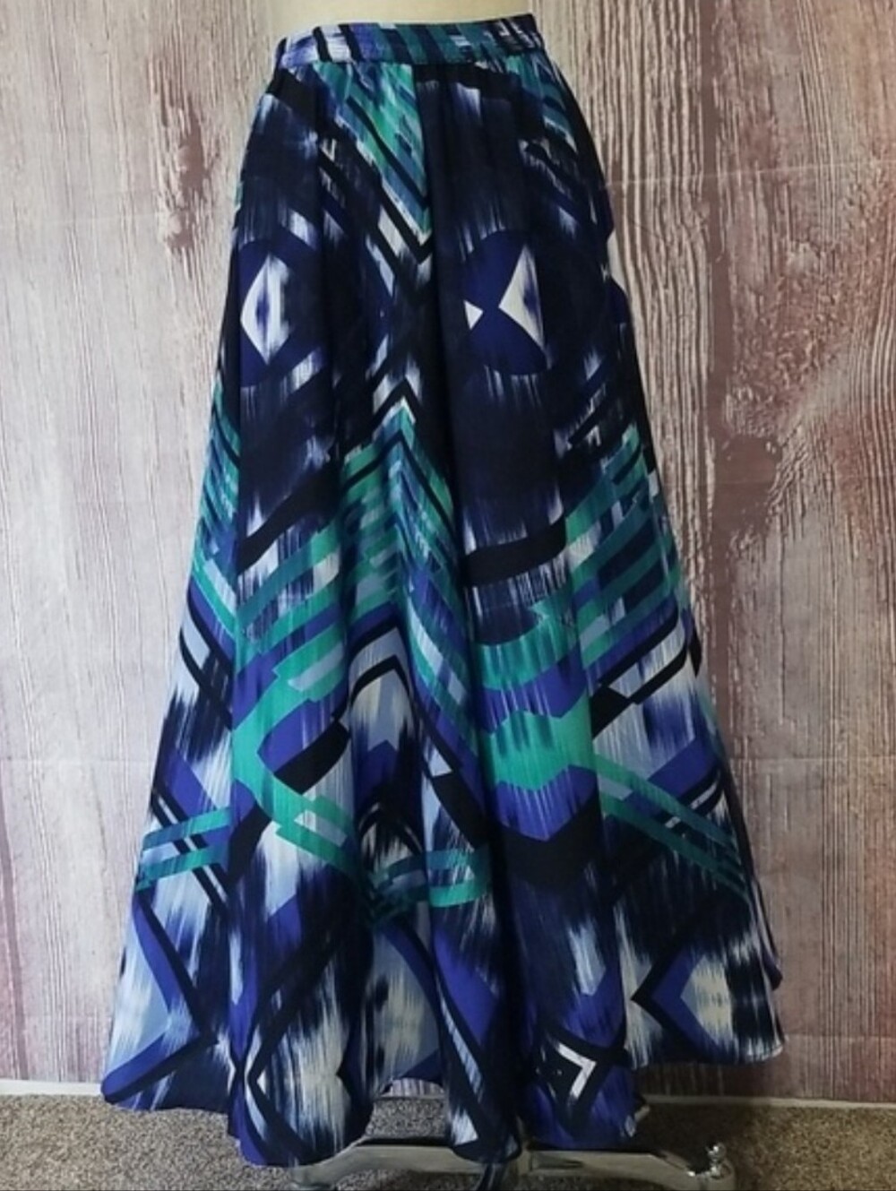 Spense Navy & Aqua Maxi Skirt w/ Abstract Print - Size Medium